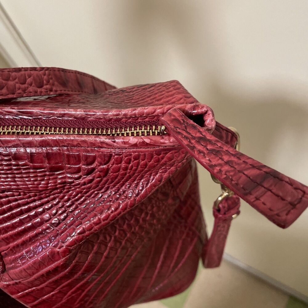 Brahmin Large Croc Embossed Red Shoulder Tote Bag Purse Campus Bag Womens - Picture 8 of 16